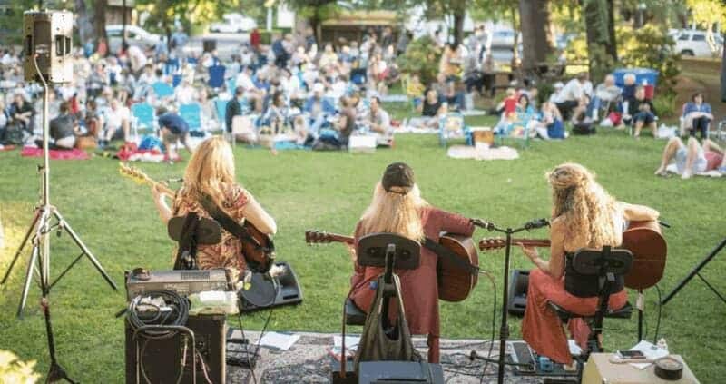 Yountville-Music-in-Park